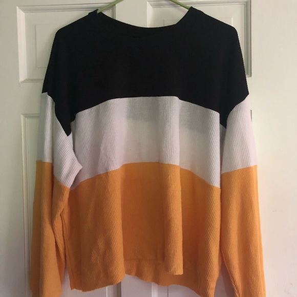 Striped Colorblock Tee Long Sleeve HOST PICK! - Picture 2 of 6